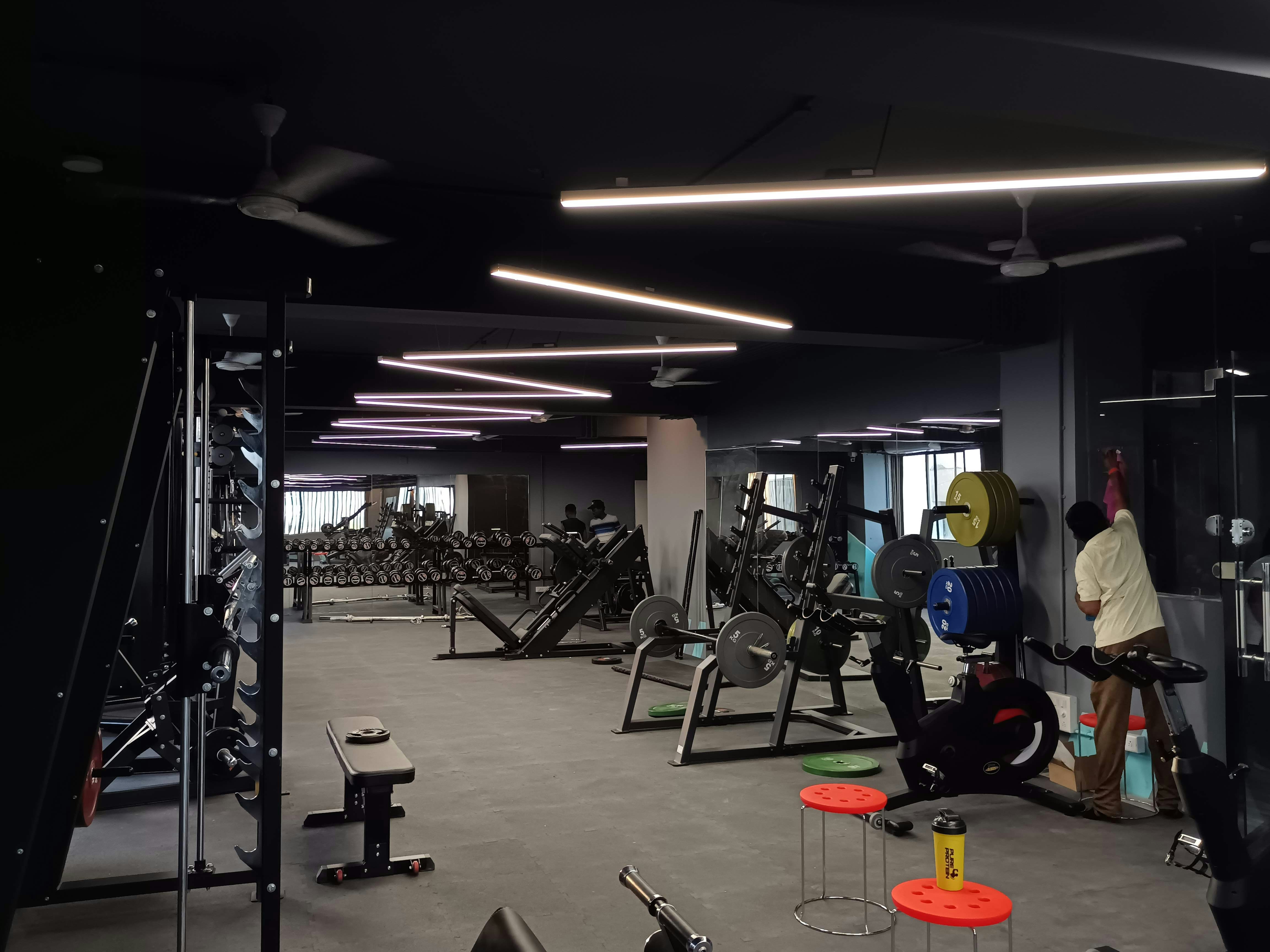Peak Fitness Studio